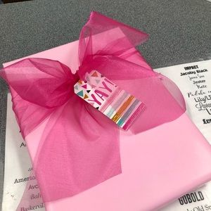 Meet your Posher, Danelle